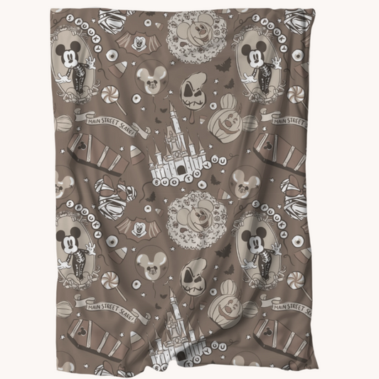 PREORDER | SPOOKY COQUETTE BLANKET