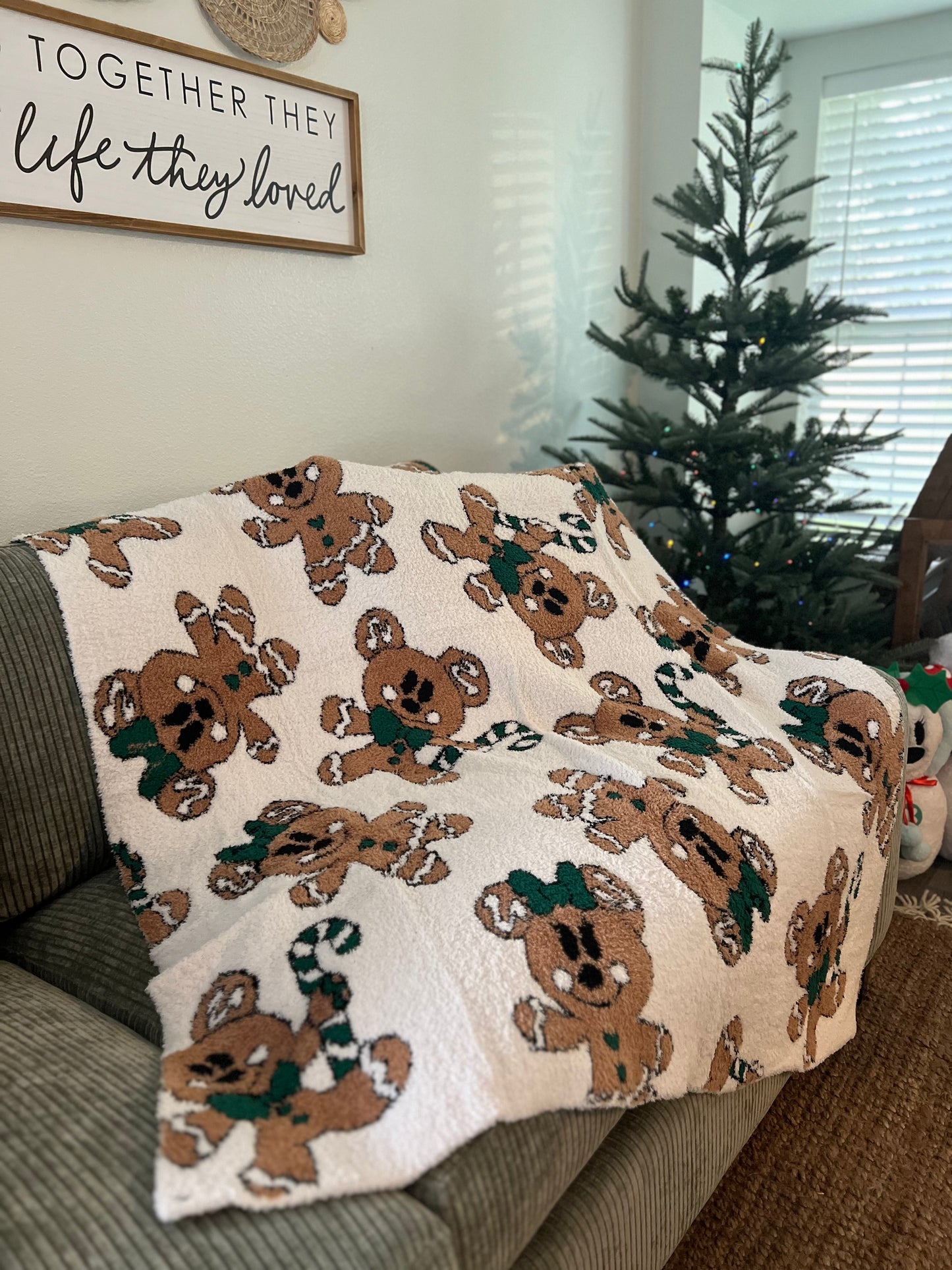 GINGERBREAD COZY BLANKET